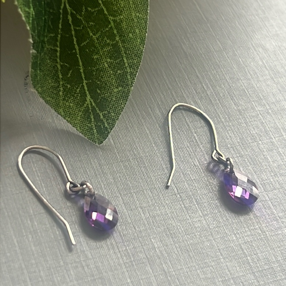 925 China amethyst small pear shaped earrings